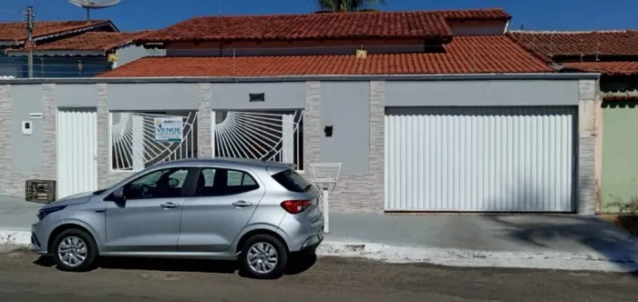CASA A VENDA EM CALDAS NOVAS 64- *