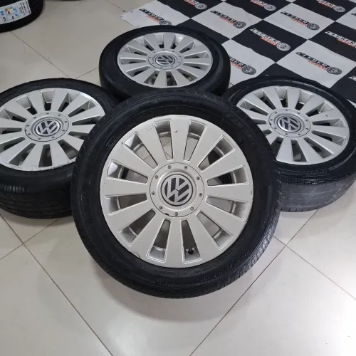Rodas 15 para vw com pneus 