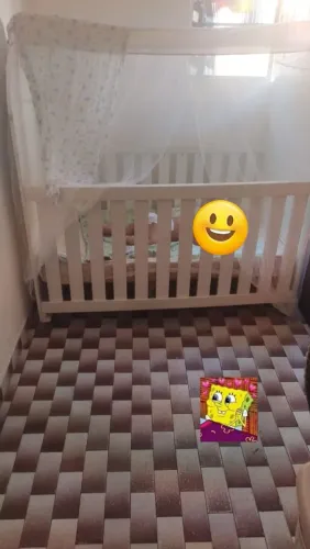 Berço de bebê em MDF 
