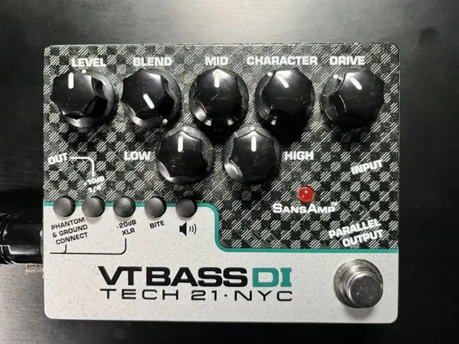 Pedal Sansamp VT Bass preamp