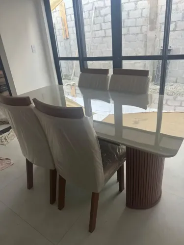 Mesa Dara 1.80 x 0.90 com 06 cadeiras