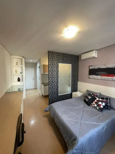 Studio Mobiliado - 28m², Centro