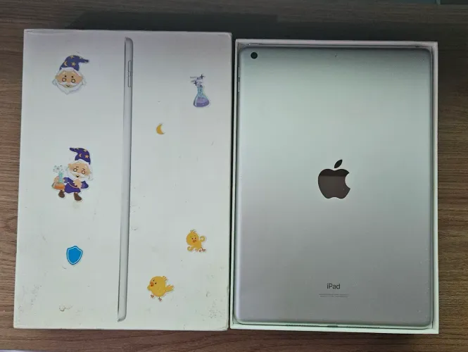 iPad 9 Geração Wi-Fi 64 GB Prata