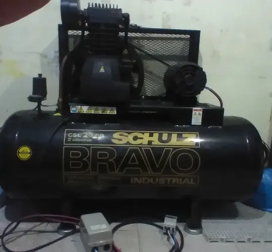 COMPRESSOR DE AR COMPRIMIDO