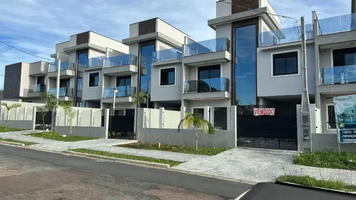 ? SOBRADO DE ALTO PADRÃO JARDIM DAS AMÉRICAS! COM 3 SUÍTES, 3 VAGAS DE GARAGENS, 