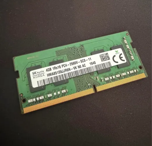 Memória RAM 4GB DDR4 2666MHz Notebook SK Hynix