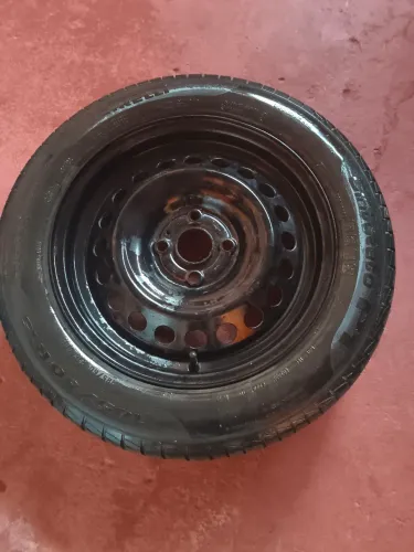 $400 Roda aro 15 HB20S