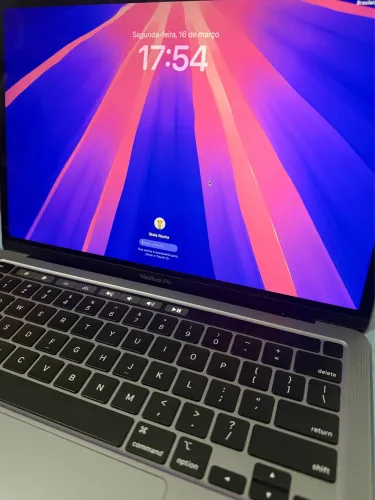 MacBook Pro M2