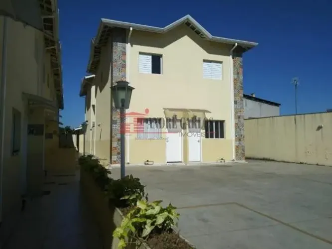 Casa de Condominio em Santa Maria - Osasco