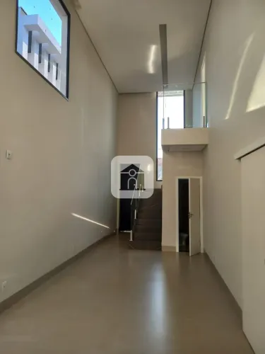 Casa em condomínio Terras Alpha para venda