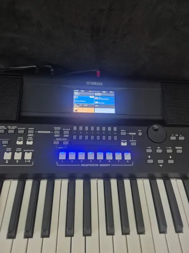 Teclado Yamaha PSR SX600