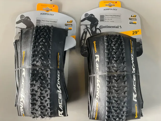 Pneu Continental Race King 29x2.20 (par) 