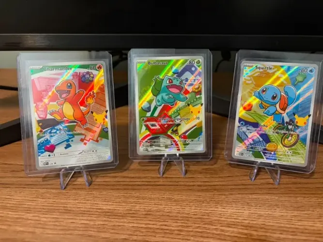 Trio de Kanto - Bulbasaur, Charmander e Squirtle - Parceiro Inicial Série 1 - PT-BR