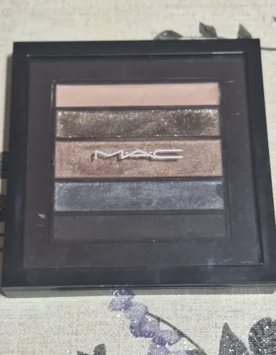 Paleta de sombras mac smokeluxe