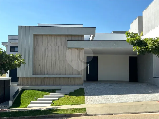 Casa à venda com 3 suítes no condomínio Residencial Chácara Ondina, Sorocaba - SP