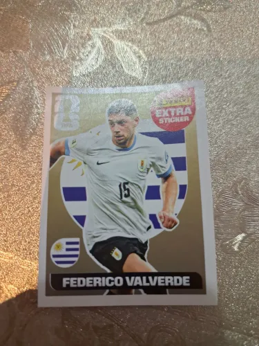 Vendo figurinha extra sticker dourada