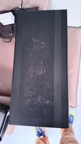Gabinete Cooler Master MasterBox NR600 MCB-NR600-KGNN