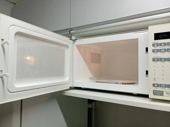 Forno micro-ondas Consul 32l 220v