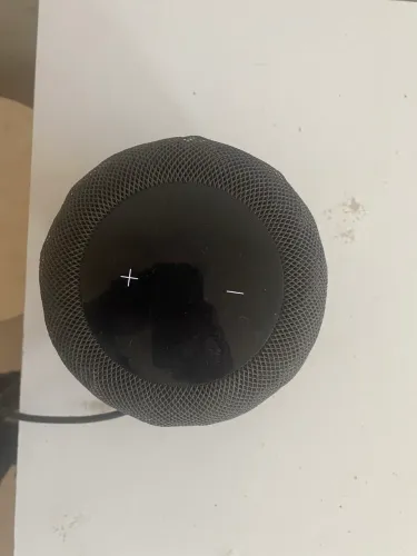 Apple - Alto falante inteligente Homepod, tvOS 18.6