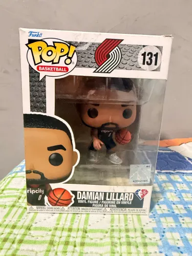 Funko Pop! NBA Damian Lillard 131 VAULTED (Leia a Descrição)
