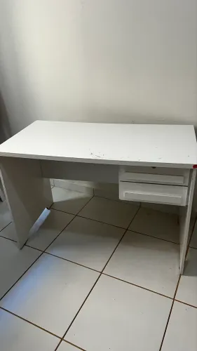 Mesa de escritório Branca