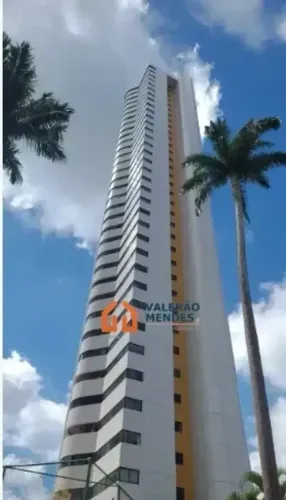 EDF. GOV. CID SAMPAIO ZONA NORTE KS I 220m² I 3 SUÍTES I 4 VAGAS COBERTAS I VARANDÃO I LA