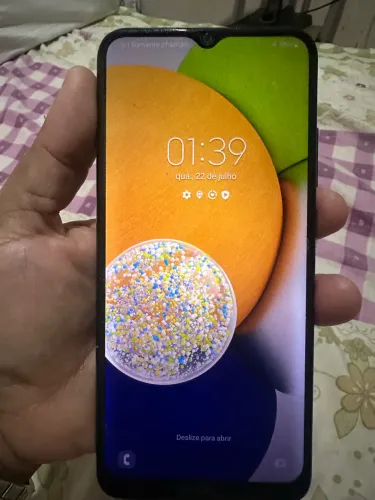 Vende o Celular Semi-Novo