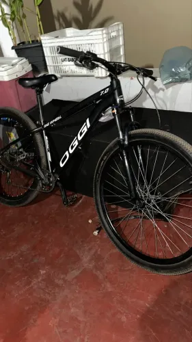 Vende se essa bike