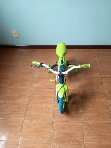 Bicicleta Infantil para crianças de até 5 anos
