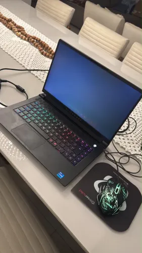 Dell Alienware M15 R7 I7 12700h 16gb Ram Rtx3070ti 15,6pol (Usado) + Mochila da alienware