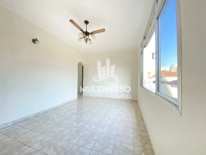 Apartamento à venda, 2 quartos no bairro Gonzaga em Santos