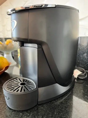 Cafeteira Três Touch 127v