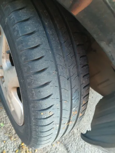 195 60 15 michelin Par