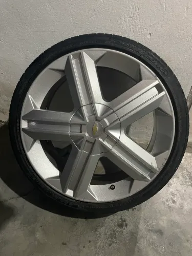 Rodas 17 e pneus GM 4x100
