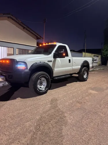 Ford F-250 XLT 3.9 4X4 CD TB Diesel 2010