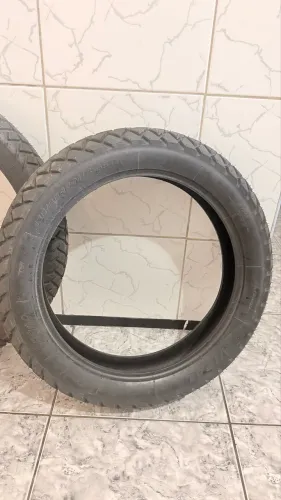 Par de pneus Vipal TR300 - Semi Novos (rodaram menos de 1 hora)