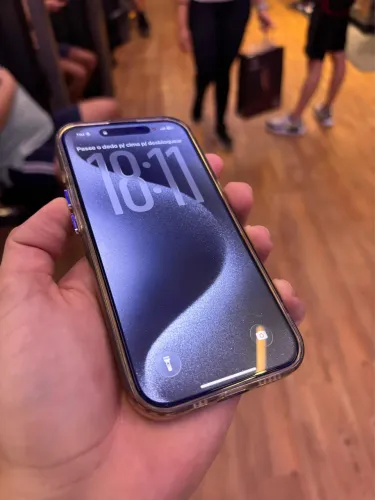 iPhone 15 pro 256gb