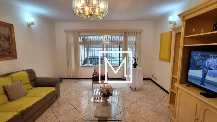 Casa sobrado 3 quartos com 2 suites proximo metro venda ou locação