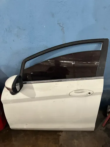 Peças new fiesta 2015 branco