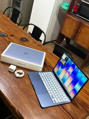 MacBook neo 256gb azul/indigo
