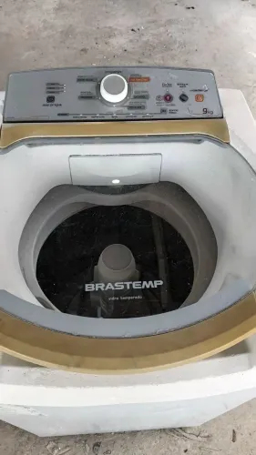 Vendo máquina de lavar roupas com entrega grátis