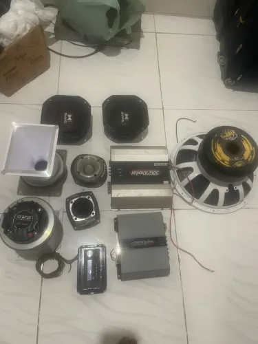 Vendo peças de som automotivo