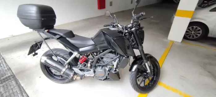 DUKE 200 KTM