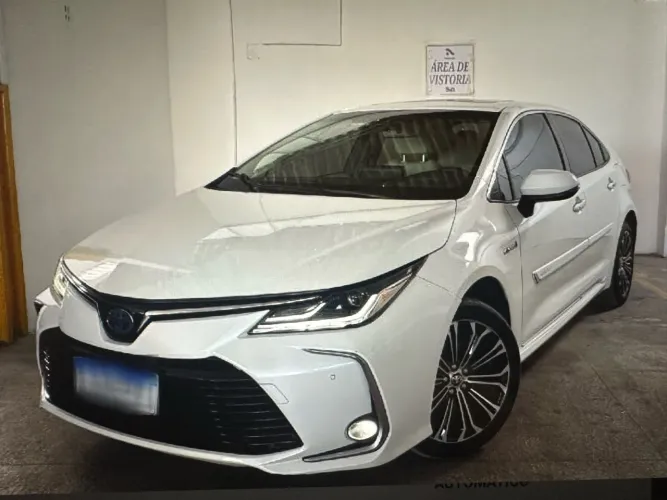 Toyota Corolla Altis Prem. Hybrid 1.8 Flex AUT 2023