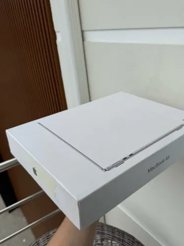 Vendo MacBook Air M5 512GB Silver - LACRADO com Nota Fiscal!!