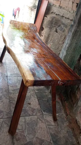 Mesa madeira.