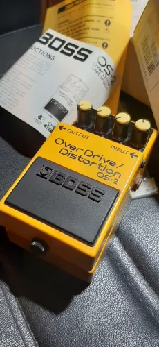 Pedal Boss OS-2 OverDrive/Distortion (Com Caixa e Manual)