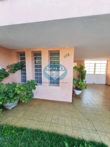 Excelente Casa na Av. Carlos Gomes de 300m2 de terreno Comercial/Residencia