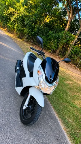 VENDO PCX 2015, 19 MIL KM