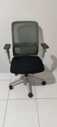Cadeira de escritório Cavaletti Vélo, com Nota Fiscal e Garantia